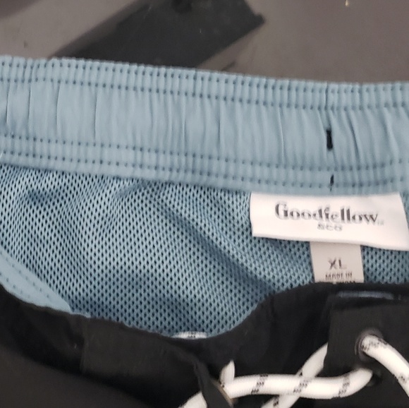 GOODFELLOW & CO-  board shorts XL - Picture 4 of 5